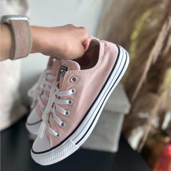 ‼️SOLD‼️ Converse All Star Lot (Women’s 7) - Picture 5 of 16